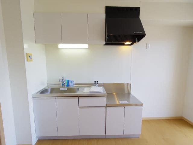  近鉄難波線・奈良線/新大宮駅 徒歩10分 1階 築29年