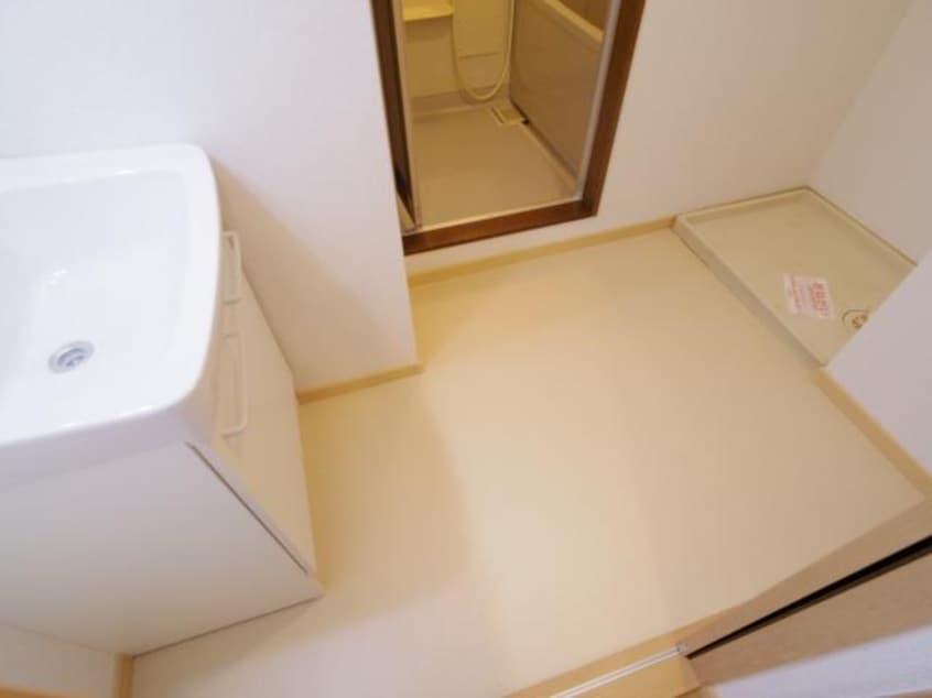  近鉄難波線・奈良線/新大宮駅 徒歩10分 1階 築29年