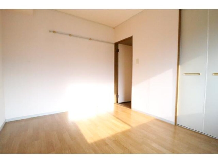  近鉄難波線・奈良線/近鉄奈良駅 バス8分紀寺住宅前下車:停歩8分 1階 築32年