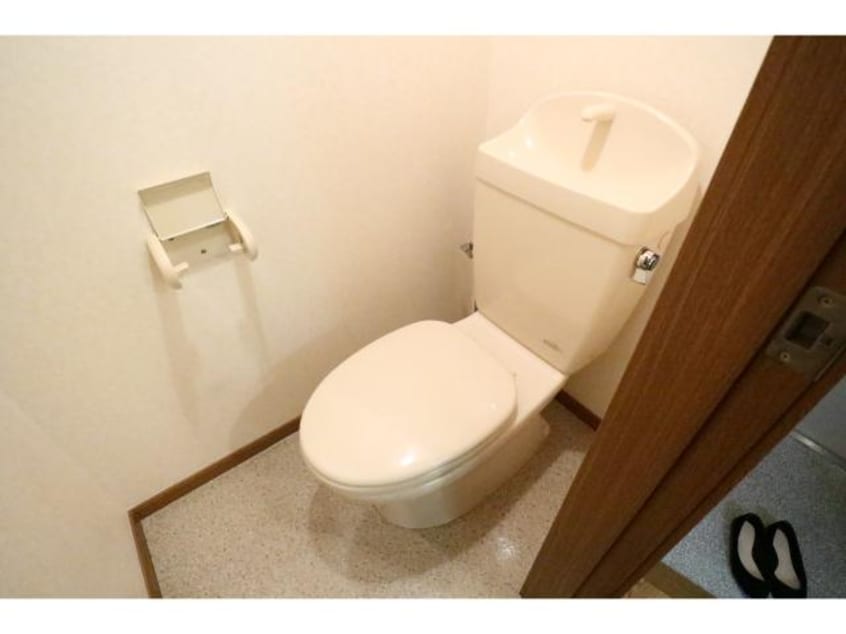  近鉄難波線・奈良線/新大宮駅 徒歩7分 2階 築24年