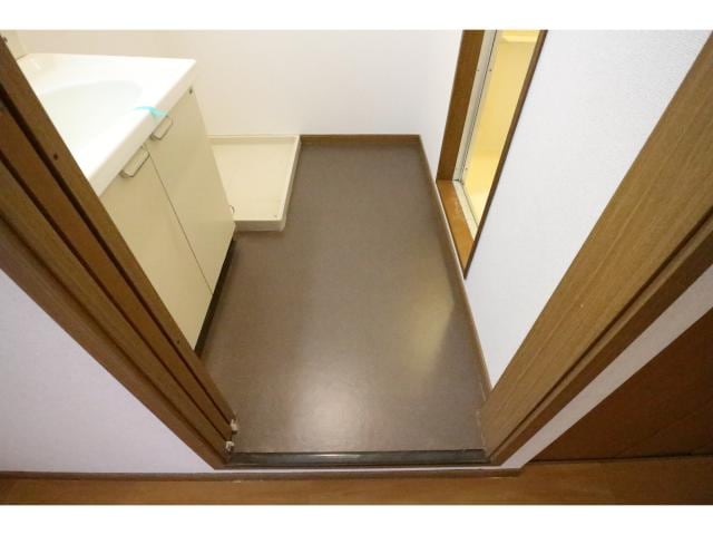  近鉄難波線・奈良線/新大宮駅 徒歩7分 2階 築25年