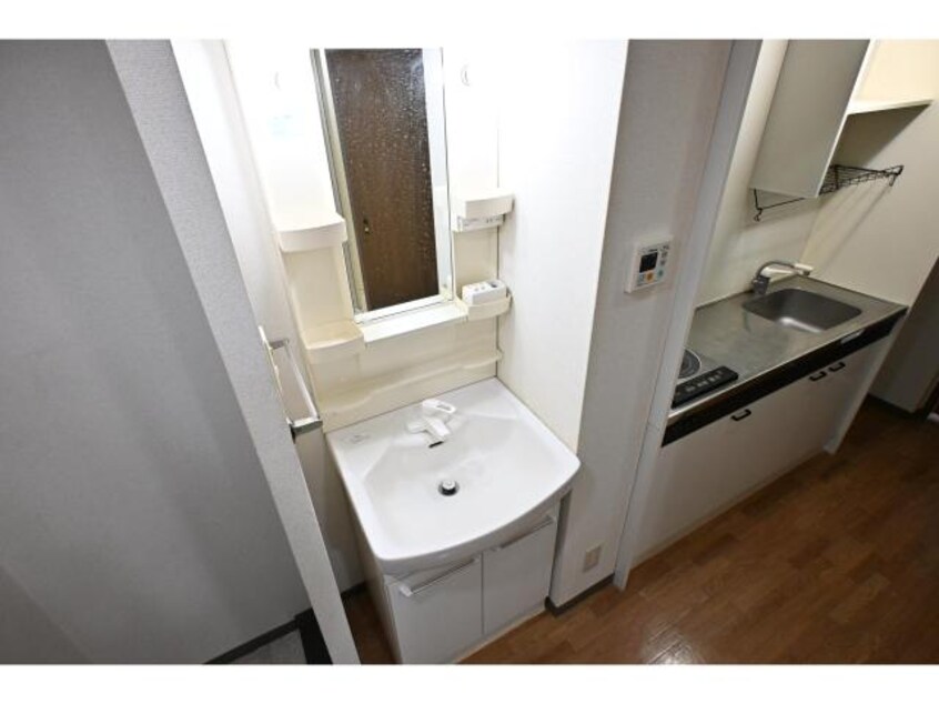  近鉄難波線・奈良線/新大宮駅 徒歩7分 3階 築23年