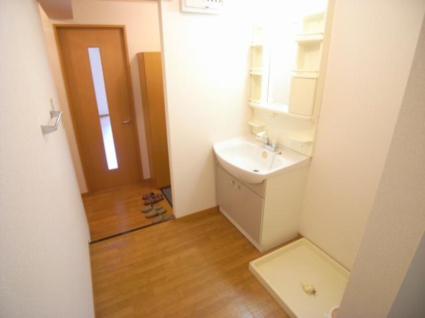  近鉄難波線・奈良線/近鉄奈良駅 バス15分木津南ソレイユ下車:停歩10分 3階 築24年