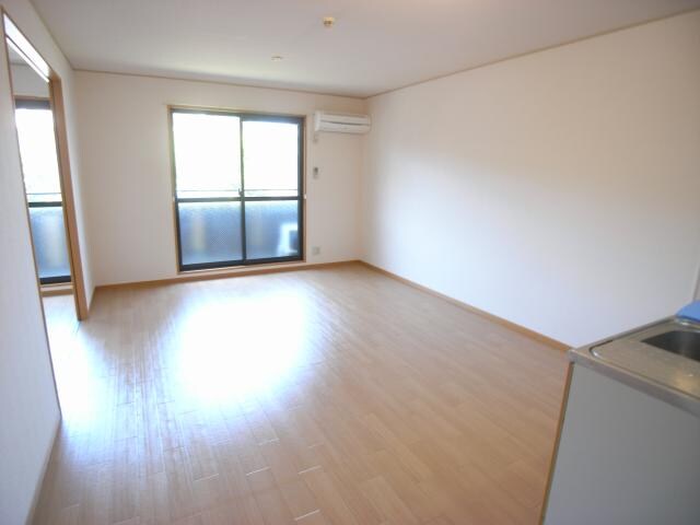  近鉄難波線・奈良線/近鉄奈良駅 バス15分木津南ソレイユ下車:停歩10分 3階 築24年