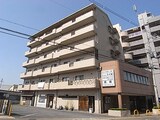 アルファパレス