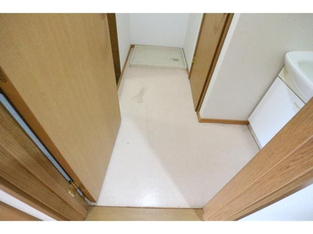  大和路線・関西本線/奈良駅 バス5分大安寺下車:停歩9分 1階 築27年