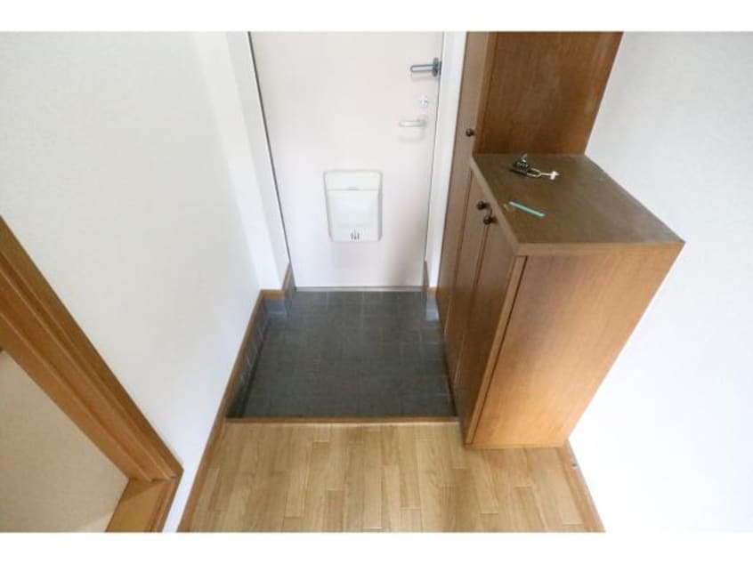  大和路線・関西本線/奈良駅 バス5分大安寺下車:停歩9分 1階 築27年