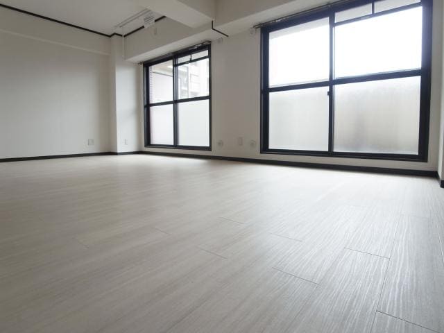  近鉄難波線・奈良線/新大宮駅 徒歩6分 3階 築33年