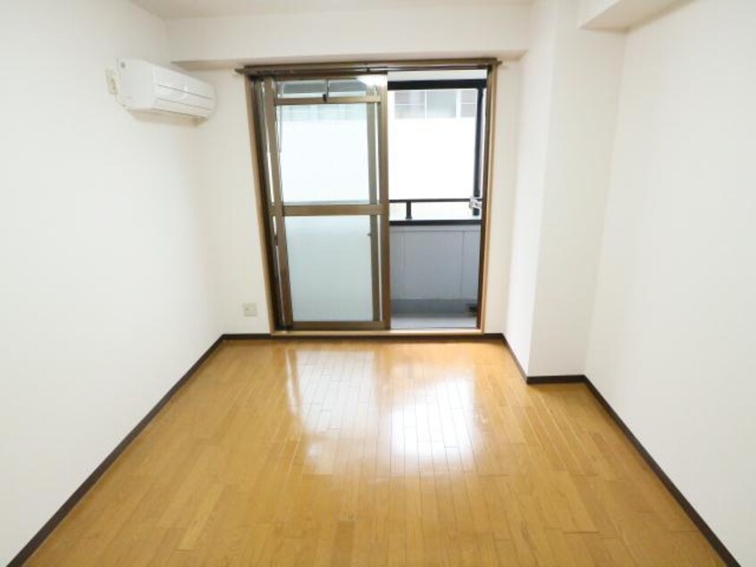  近鉄難波線・奈良線/近鉄奈良駅 徒歩8分 1階 築28年