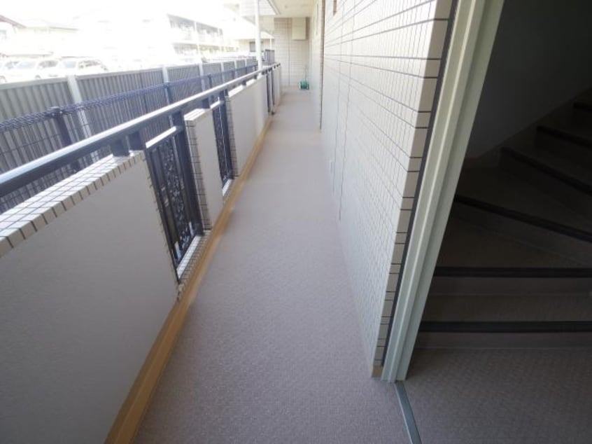  近鉄難波線・奈良線/新大宮駅 徒歩5分 2階 築32年