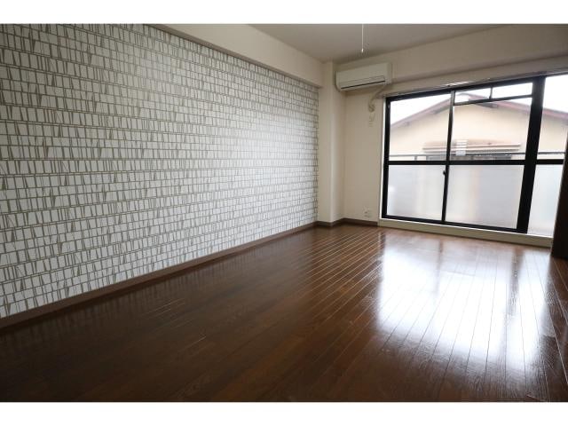  近鉄難波線・奈良線/新大宮駅 徒歩5分 2階 築32年