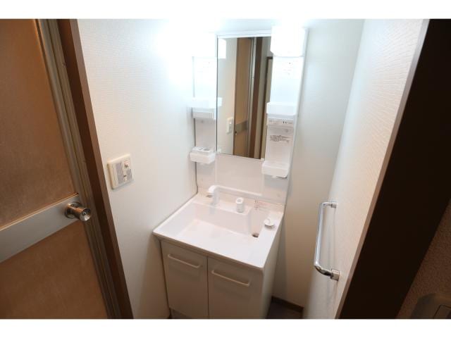  近鉄難波線・奈良線/新大宮駅 徒歩5分 2階 築32年