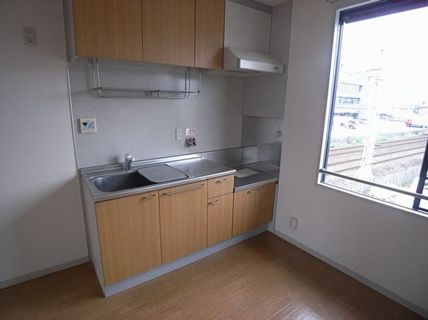  近鉄難波線・奈良線/新大宮駅 徒歩4分 1階 築27年