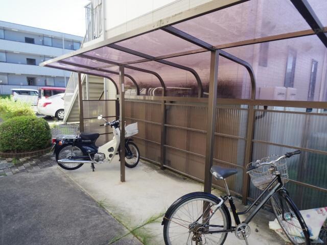 近鉄難波線・奈良線/近鉄奈良駅 バス15分木津南ソレイユ下車:停歩5分 1階 築27年