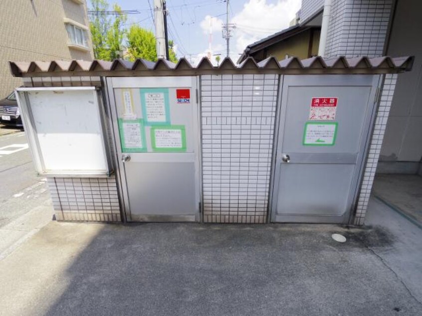  近鉄難波線・奈良線/新大宮駅 徒歩1分 4階 築23年