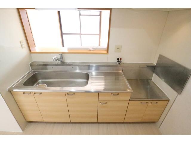  近鉄難波線・奈良線/新大宮駅 徒歩16分 2階 築22年