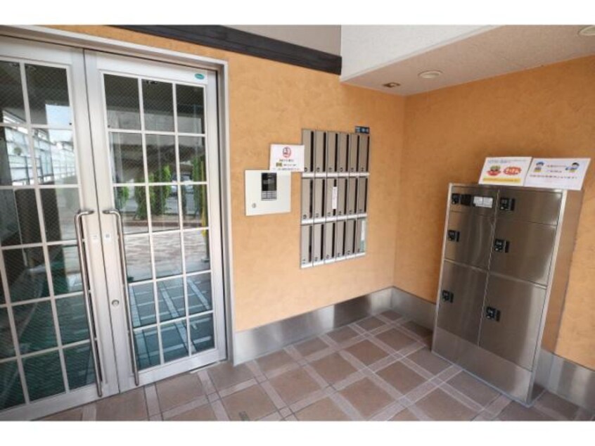  近鉄難波線・奈良線/新大宮駅 徒歩16分 3階 築22年