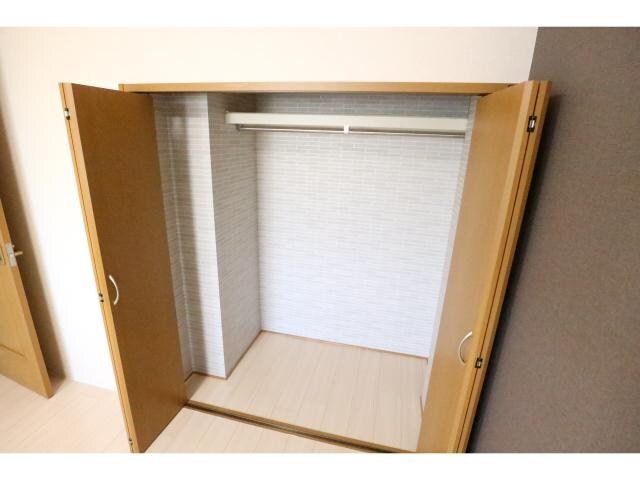  近鉄難波線・奈良線/新大宮駅 徒歩16分 2階 築22年