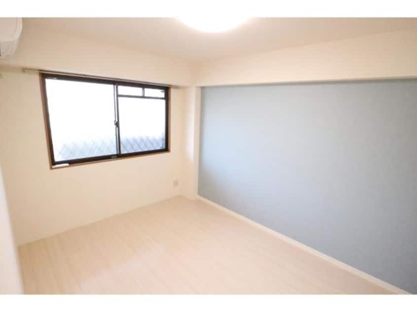  近鉄難波線・奈良線/新大宮駅 徒歩16分 2階 築22年