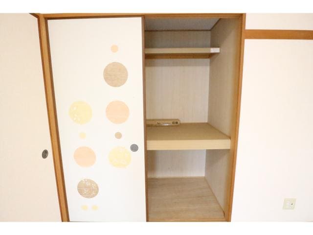  近鉄難波線・奈良線/新大宮駅 徒歩16分 2階 築22年