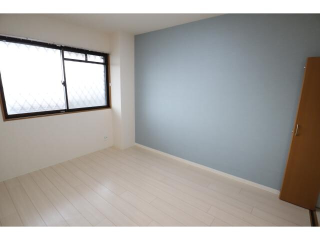  近鉄難波線・奈良線/新大宮駅 徒歩16分 3階 築22年