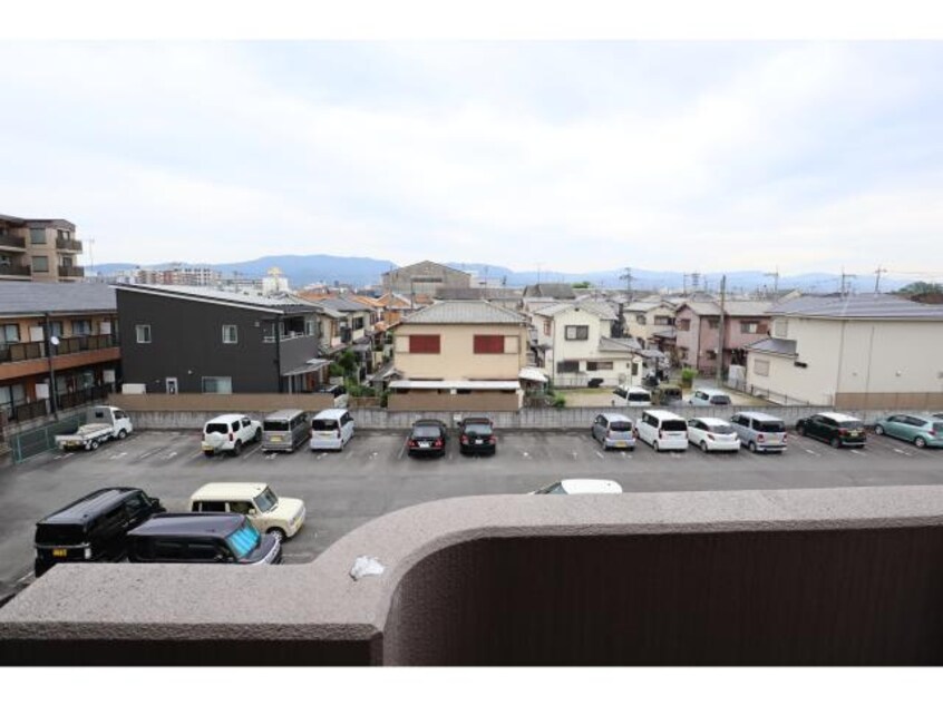  近鉄難波線・奈良線/新大宮駅 徒歩16分 3階 築22年