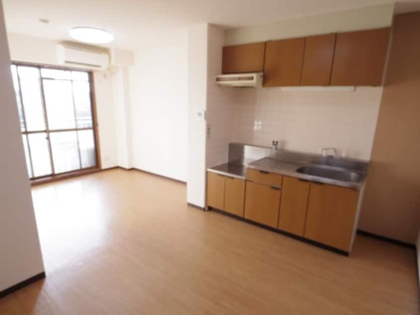  近鉄難波線・奈良線/新大宮駅 徒歩12分 3階 築30年