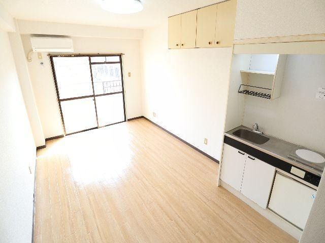  近鉄難波線・奈良線/近鉄奈良駅 バス5分高畑町下車:停歩2分 2階 築39年