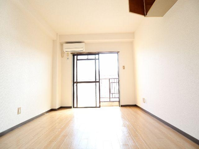  近鉄難波線・奈良線/近鉄奈良駅 バス5分高畑町下車:停歩2分 2階 築39年