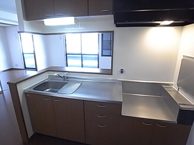  近鉄難波線・奈良線/近鉄奈良駅 バス15分木津南ソレイユ下車:停歩8分 1階 築22年