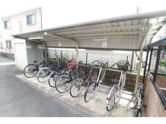  大和路線・関西本線/木津駅 徒歩10分 1階 築21年