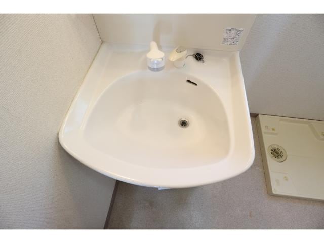  近鉄難波線・奈良線/近鉄奈良駅 バス10分南方町下車:停歩2分 1階 築22年