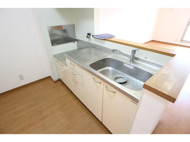  近鉄難波線・奈良線/近鉄奈良駅 バス10分南方町下車:停歩2分 1階 築22年