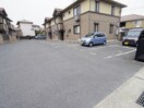  大和路線・関西本線/奈良駅 バス8分北神殿下車:停歩10分 1階 築20年