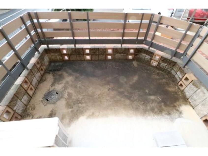  近鉄難波線・奈良線/新大宮駅 バス8分柏木町南下車:停歩3分 1階 築20年