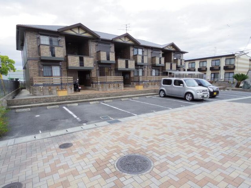  近鉄難波線・奈良線/新大宮駅 バス8分柏木町南下車:停歩3分 2階 築20年