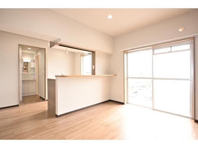  近鉄難波線・奈良線/近鉄奈良駅 バス5分大安寺下車:停歩5分 3階 築44年