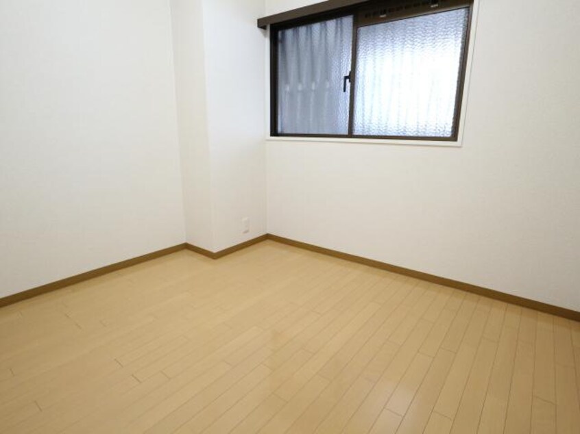  近鉄難波線・奈良線/新大宮駅 徒歩5分 5階 築34年