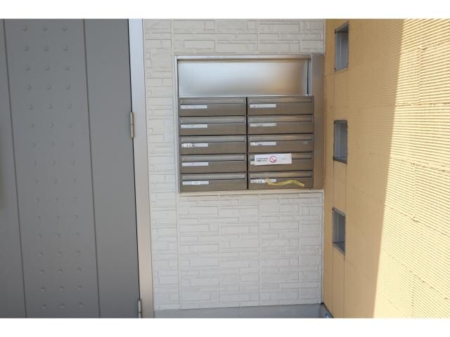  近鉄難波線・奈良線/近鉄奈良駅 バス15分梅美台3丁目下車:停歩2分 1階 築20年