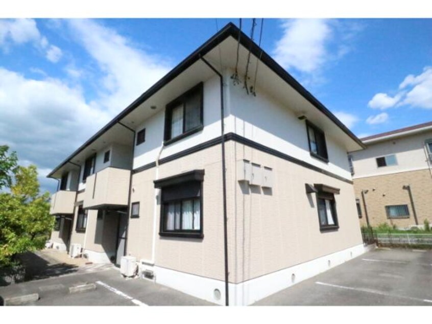  近鉄難波線・奈良線/近鉄奈良駅 バス15分梅美台小学校下車:停歩4分 1階 築27年