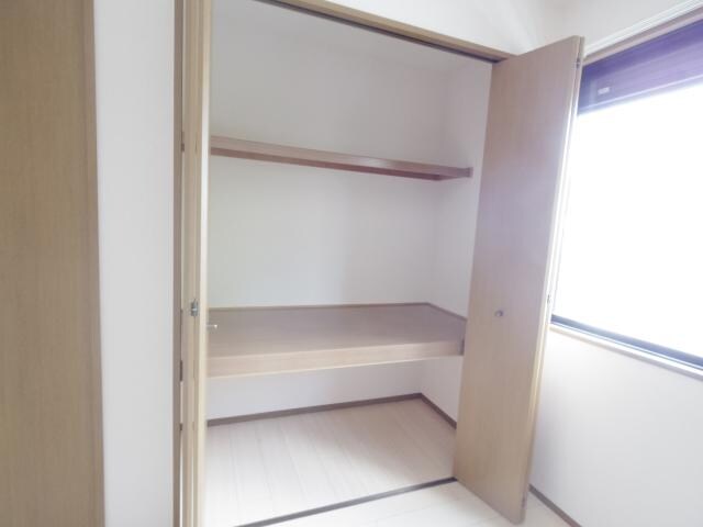  近鉄難波線・奈良線/近鉄奈良駅 バス15分梅美台小学校下車:停歩4分 1階 築27年
