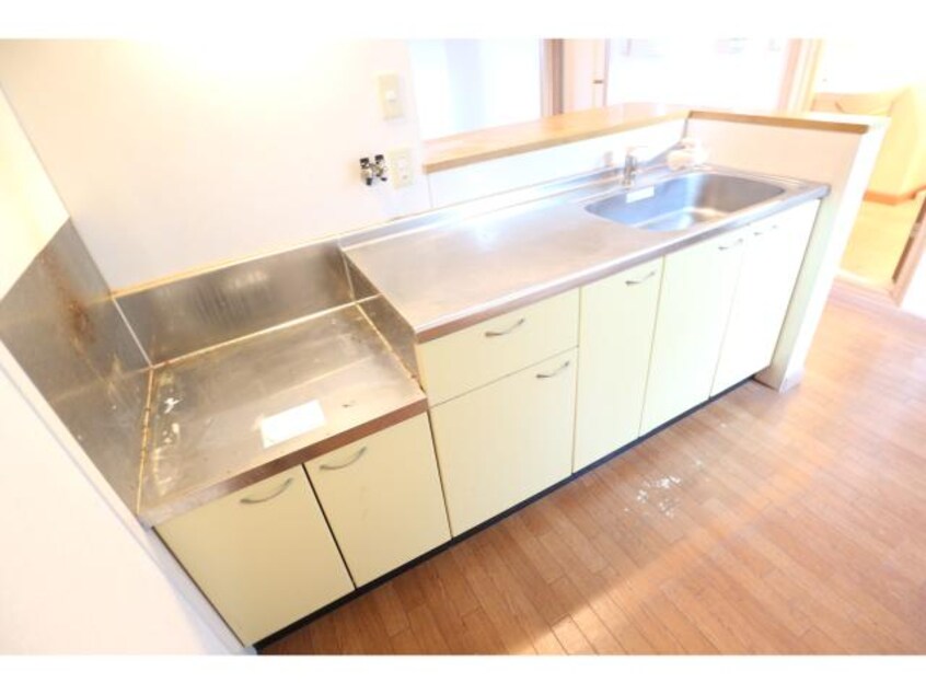  近鉄難波線・奈良線/近鉄奈良駅 バス15分木津南ソレイユ下車:停歩10分 2階 築19年