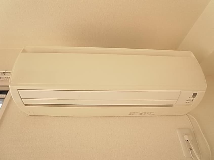  近鉄難波線・奈良線/近鉄奈良駅 バス10分萩ヶ丘下車:停歩6分 1階 築18年