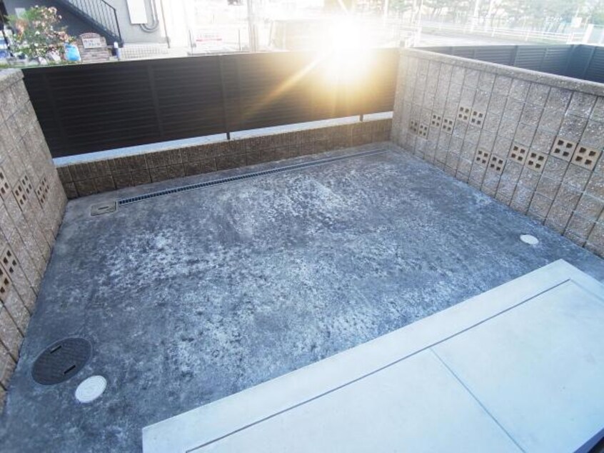  大和路線・関西本線/奈良駅 バス14分西九条町下車:停歩1分 1階 築18年