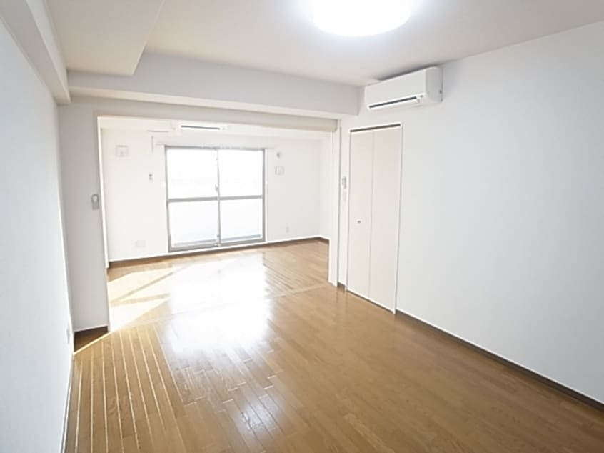  近鉄難波線・奈良線/新大宮駅 徒歩6分 8階 築18年