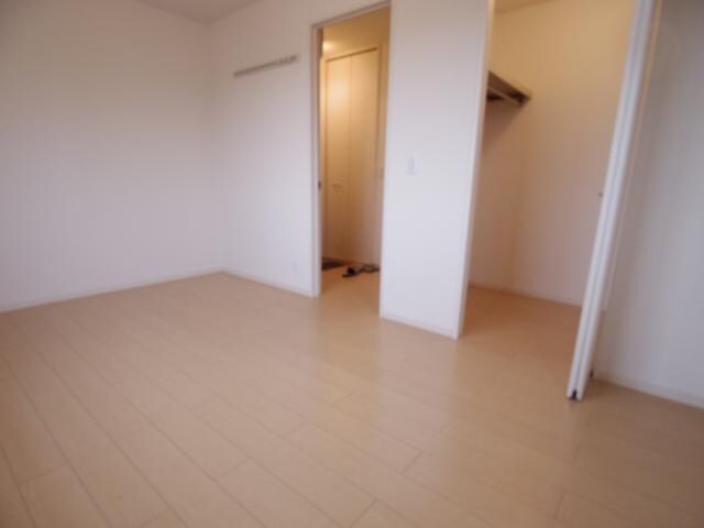  近鉄難波線・奈良線/近鉄奈良駅 バス10分木津南ソレイユ下車:停歩7分 3階 築18年