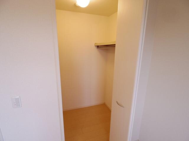  近鉄難波線・奈良線/近鉄奈良駅 バス10分木津南ソレイユ下車:停歩7分 3階 築18年