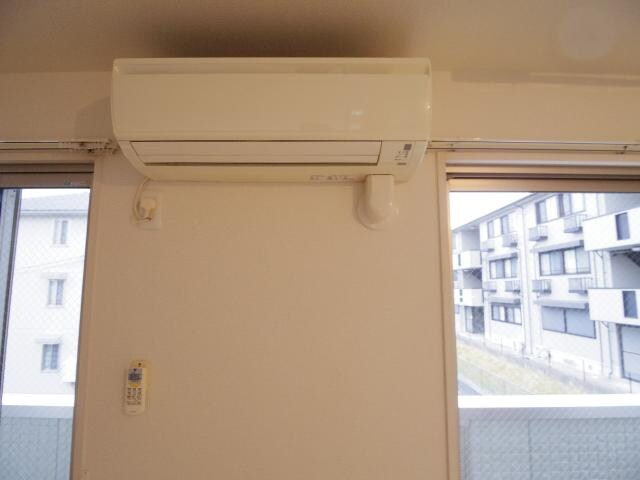  近鉄難波線・奈良線/近鉄奈良駅 バス10分木津南ソレイユ下車:停歩7分 3階 築18年