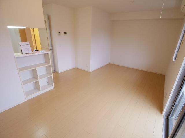  近鉄難波線・奈良線/近鉄奈良駅 バス10分木津南ソレイユ下車:停歩7分 3階 築18年