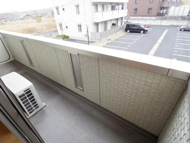  近鉄難波線・奈良線/近鉄奈良駅 バス10分木津南ソレイユ下車:停歩7分 3階 築18年